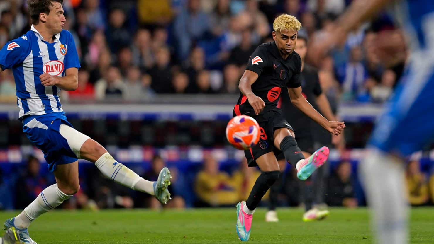 Lamine Yamal’s Golden Feet & Raphinha’s Praise: Barcelona’s Title Charge Just Got Legendary