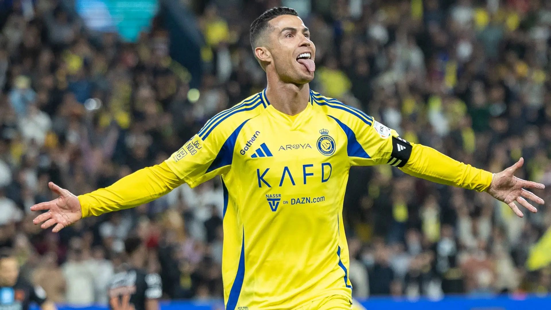 Cristiano Ronaldo Becomes World’s Highest Paid Athlete in 2025 – Earns ₹2000+ Crore!